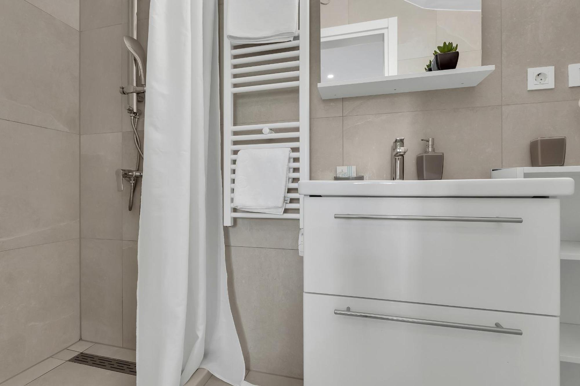 City Center Apartment Dvor Kalalarga Макарска Экстерьер фото