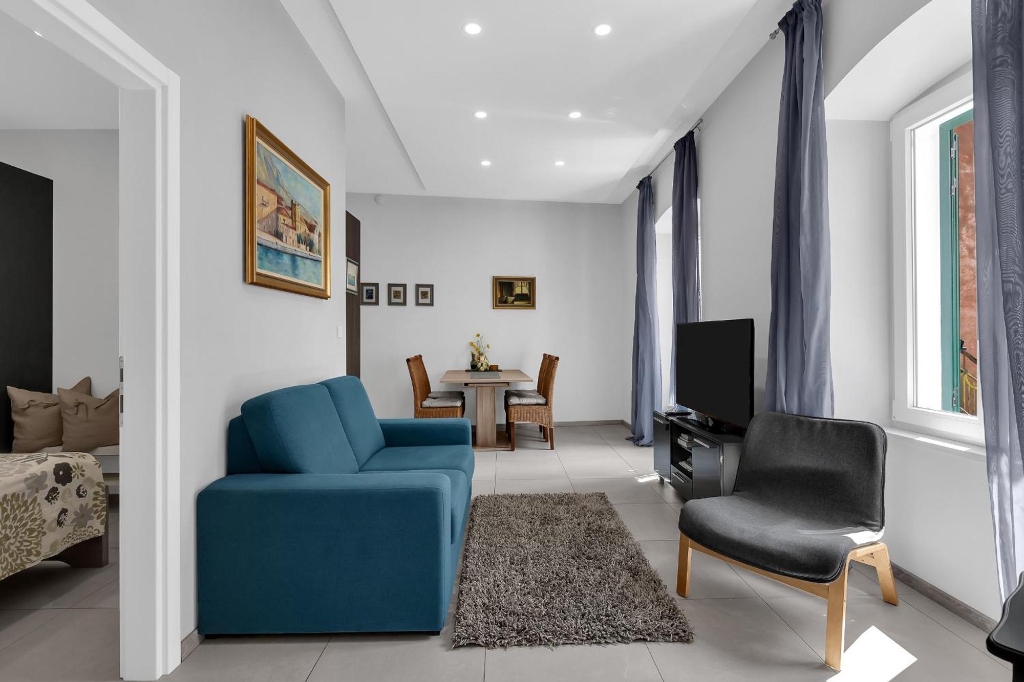 City Center Apartment Dvor Kalalarga Макарска Экстерьер фото
